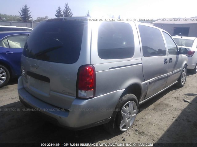 1GNDV23148D163054 - 2008 CHEVROLET UPLANDER LS GRAY photo 4