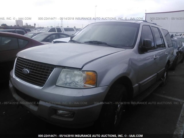 1FMFU15L63LB55156 - 2003 FORD EXPEDITION XLT GRAY photo 2