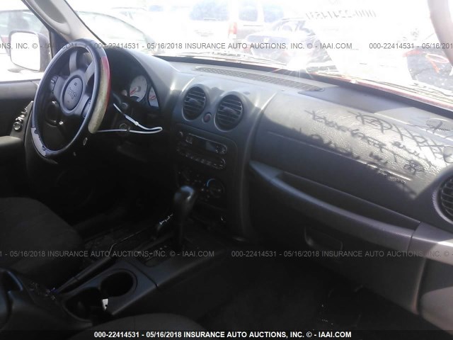 1J8GL48K94W266115 - 2004 JEEP LIBERTY SPORT 红色 照片 5