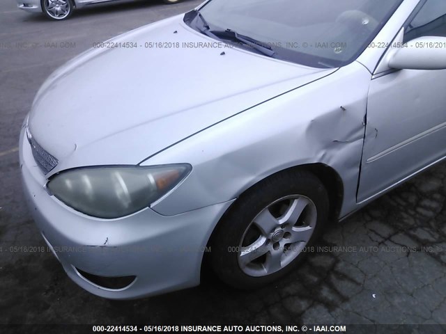 4T1BE32K95U021726 - 2005 TOYOTA CAMRY LE/XLE/SE SILVER photo 6
