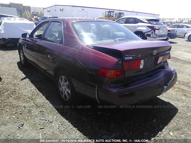4T1BF28K7YU941972 - 2000 TOYOTA CAMRY LE/XLE MAROON photo 3
