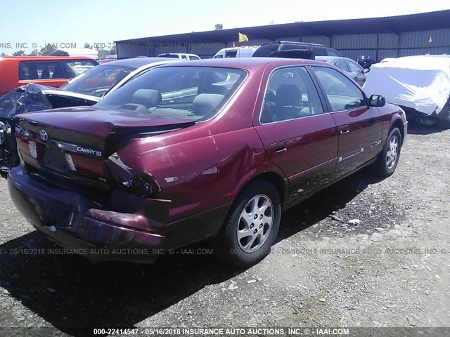 4T1BF28K7YU941972 - 2000 TOYOTA CAMRY LE/XLE MAROON photo 4