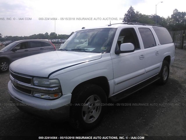 3GNFK16Z94G106682 - 2004 CHEVROLET SUBURBAN K1500 WHITE photo 2