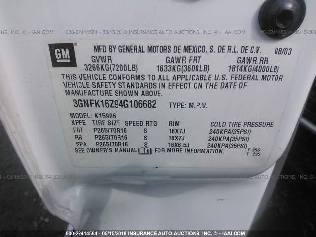 3GNFK16Z94G106682 - 2004 CHEVROLET SUBURBAN K1500 WHITE photo 9