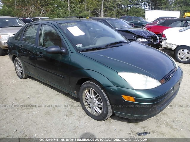 1FAFP3434YW429457 - 2000 FORD FOCUS SE/SE SPORT GREEN photo 1