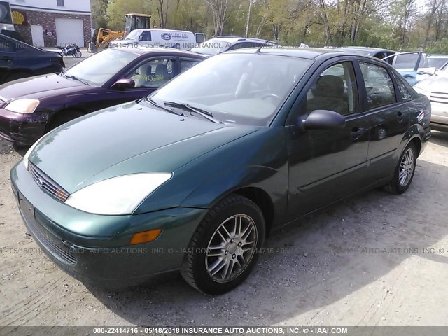 1FAFP3434YW429457 - 2000 FORD FOCUS SE/SE SPORT GREEN photo 2