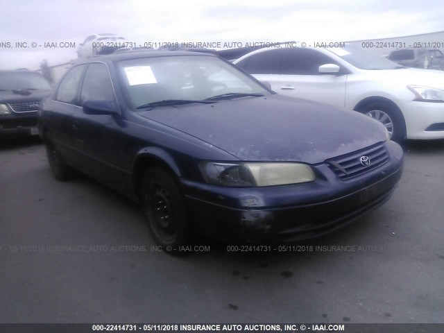 JT2BG22K7W0176656 - 1998 TOYOTA CAMRY CE/LE/XLE 蓝色 照片 1