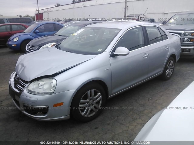 3VWEF71K97M073532 - 2007 VOLKSWAGEN JETTA WOLFSBURG 银色 照片 2