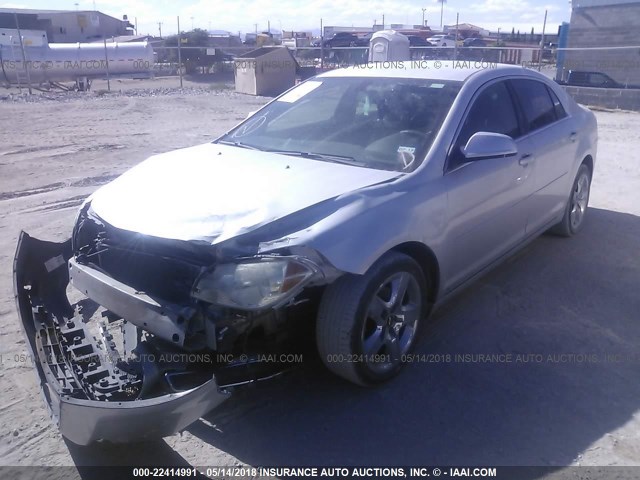 1G1ZH57B694182323 - 2009 CHEVROLET MALIBU 1LT SILVER photo 2