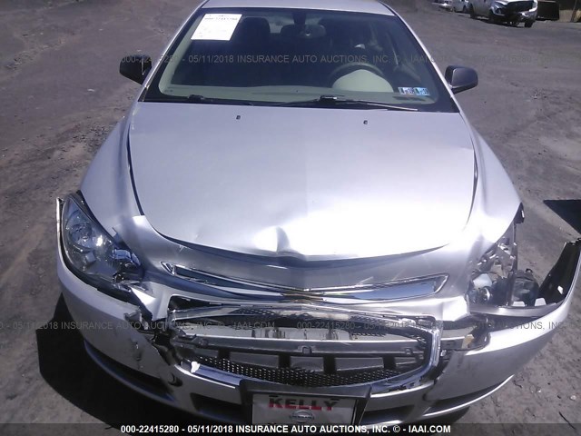 1G1ZA5E02CF217540 - 2012 CHEVROLET MALIBU LS 银色 照片 6
