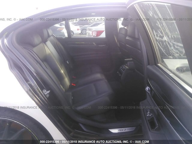 WBAKA8C50CC447004 - 2012 BMW ALPINA B7 WHITE photo 8