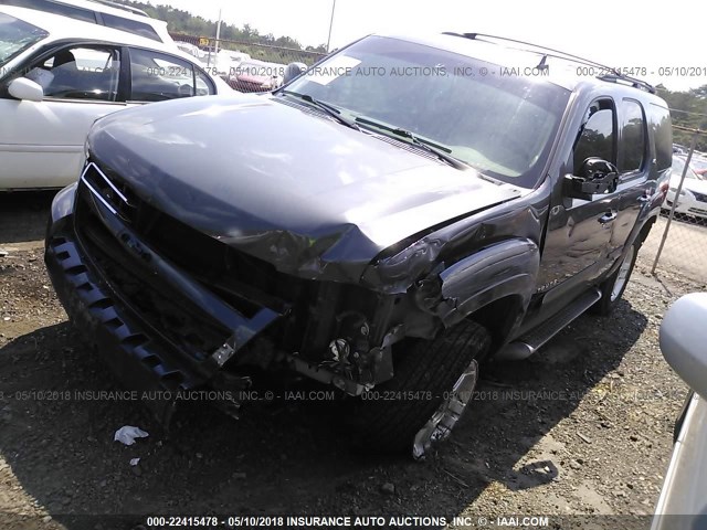 1GNUKBE02AR288706 - 2010 CHEVROLET TAHOE K1500 LT GRAY photo 2