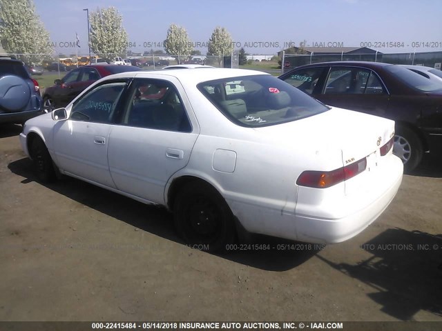 4T1BG22K3VU773877 - 1997 TOYOTA CAMRY CE/LE/XLE 白色 照片 3