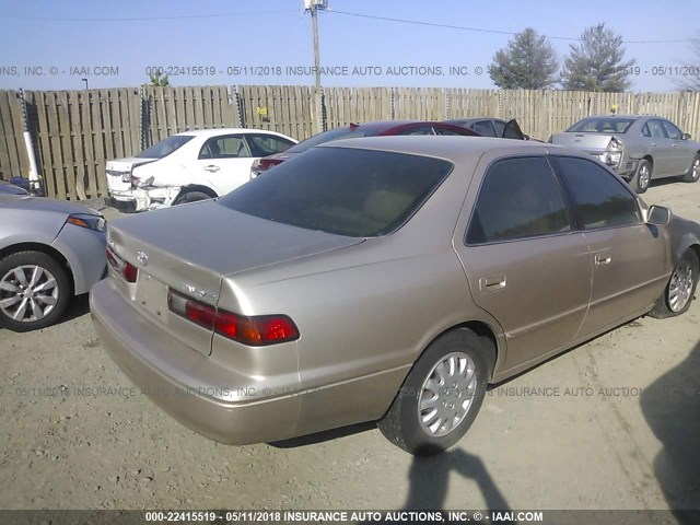 JT2BG22K4W0180034 - 1998 TOYOTA CAMRY CE/LE/XLE 金色 照片 4