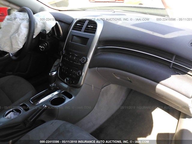 1G11B5SL9FF334979 - 2015 CHEVROLET MALIBU LS შავი ფოტო 5
