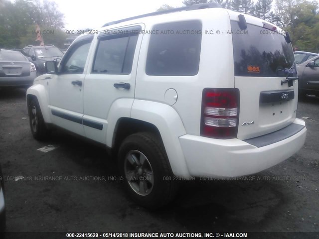 1J8GN28K18W260961 - 2008 JEEP LIBERTY SPORT WHITE photo 3