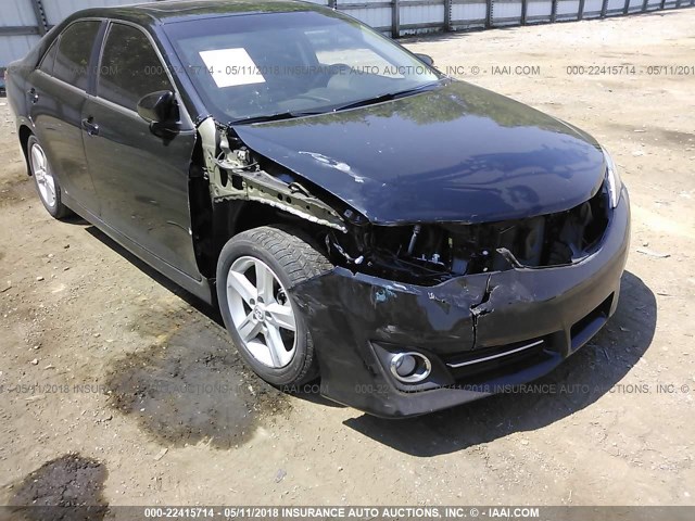 4T1BF1FK5EU856184 - 2014 TOYOTA CAMRY L/SE/LE/XLE 黑色 照片 6