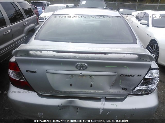 4T1BF30K52U514492 - 2002 TOYOTA CAMRY LE/XLE/SE SILVER photo 6