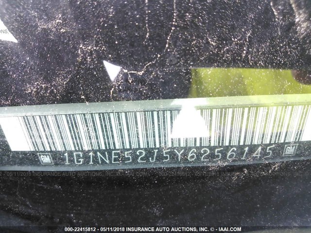 1G1NE52J5Y6256145 - 2000 CHEVROLET MALIBU LS 银色 照片 9