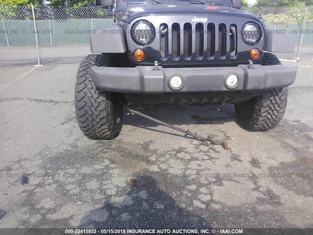 1J4BA3H19AL161946 - 2010 JEEP WRANGLER UNLIMITE SPORT BLACK photo 6