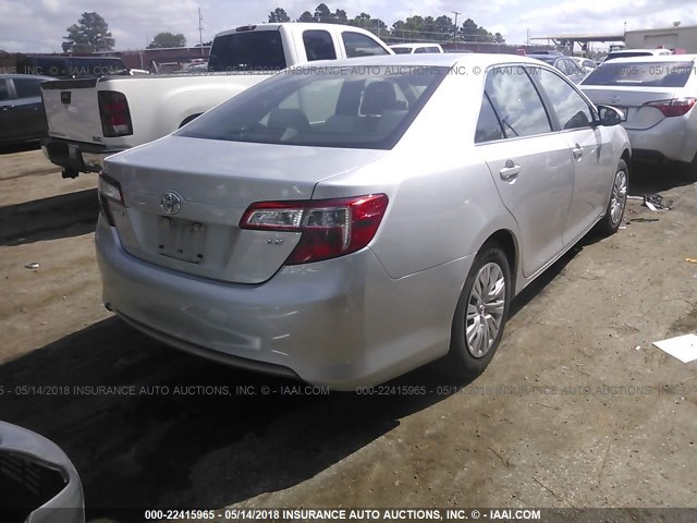 4T1BF1FK9CU158223 - 2012 TOYOTA CAMRY SE/LE/XLE ვერცხლისფერი ფოტო 4