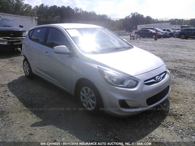 KMHCT5AE6DU068258 - 2013 HYUNDAI ACCENT GLS/GS SILVER photo 1