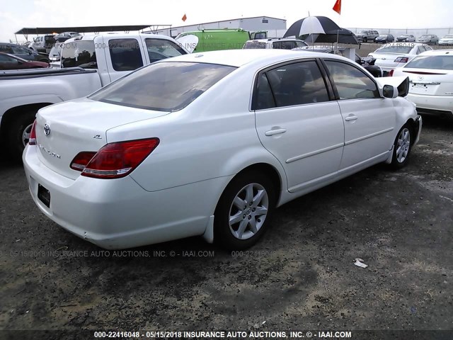 4T1BK3DB5AU367627 - 2010 TOYOTA AVALON XL/XLS/LIMITED WHITE photo 4