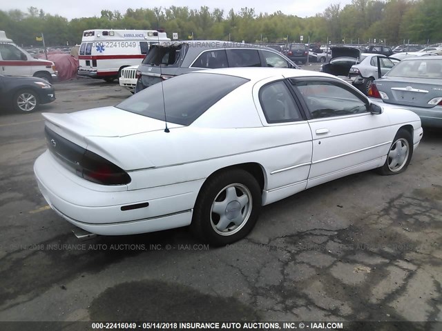 2G1WW12M2V9182952 - 1997 CHEVROLET MONTE CARLO LS 白色 照片 4