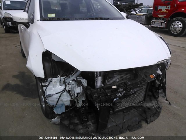 3MYDLBZV7GY104196 - 2016 TOYOTA SCION IA WHITE photo 6