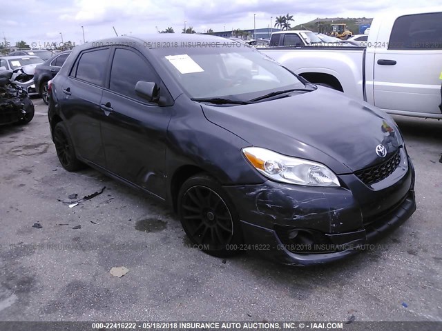 2T1KU4EE0AC363575 - 2010 TOYOTA COROLLA MATRIX  GRAY photo 1