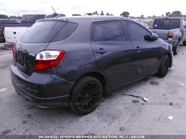 2T1KU4EE0AC363575 - 2010 TOYOTA COROLLA MATRIX  GRAY photo 4