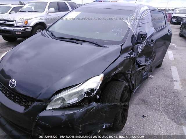 2T1KU4EE0AC363575 - 2010 TOYOTA COROLLA MATRIX  GRAY photo 6