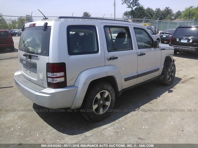 1J8GP28KX8W182691 - 2008 JEEP LIBERTY SPORT SILVER photo 4