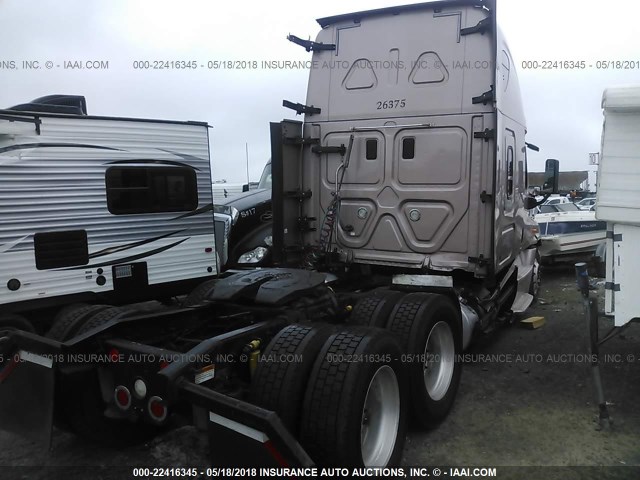 3AKJGLD54ESBT5317 - 2014 FREIGHTLINER CASCADIA 125  SILVER photo 4