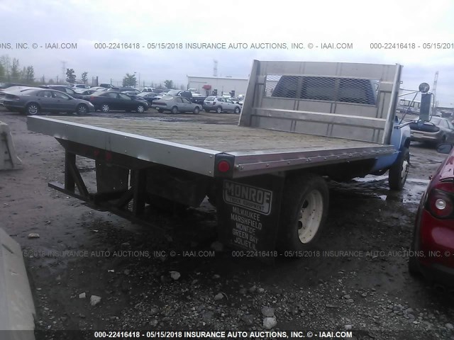 1GDKC34F4RJ517708 - 1994 GMC SIERRA BLUE photo 4