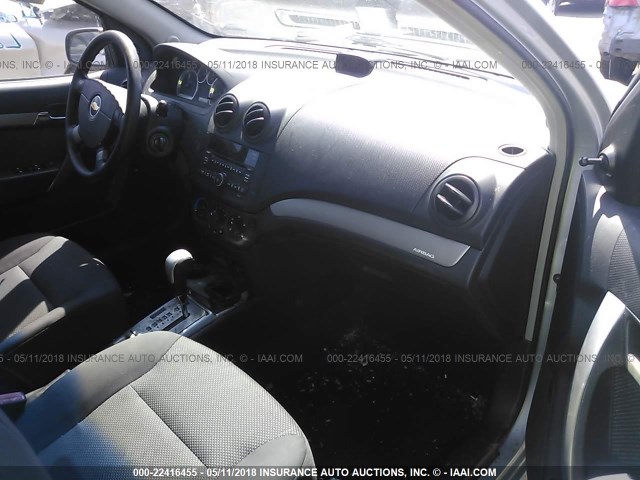 KL1TD56E99B662007 - 2009 CHEVROLET AVEO LS/LT 银色 照片 5
