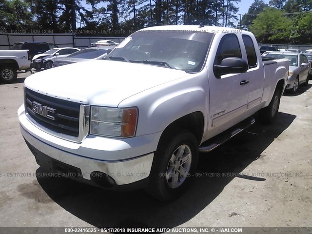 2GTEK19J681286437 - 2008 GMC SIERRA K1500 WHITE photo 2