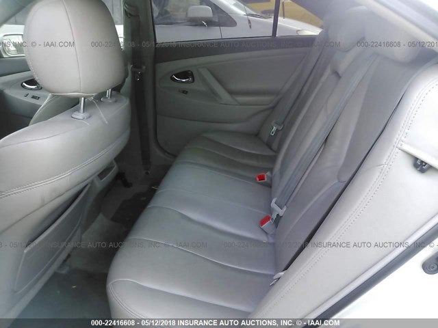 4T1BF3EK3BU175417 - 2011 TOYOTA CAMRY SE/LE/XLE 银色 照片 8