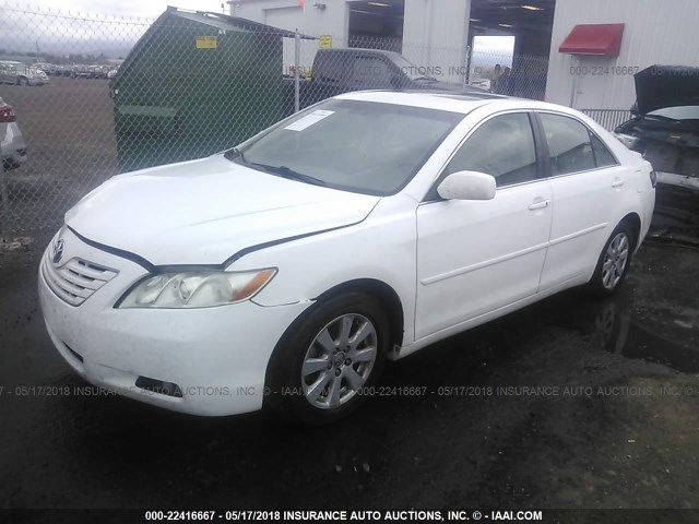 4T1BK46K07U512018 - 2007 TOYOTA CAMRY NEW GENERAT LE/XLE/SE WHITE photo 2
