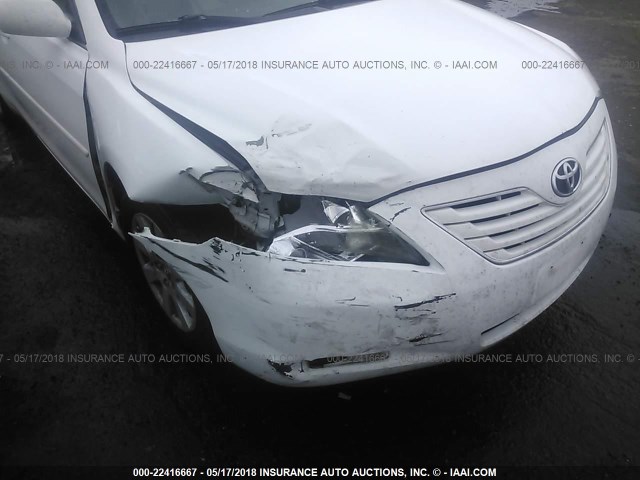4T1BK46K07U512018 - 2007 TOYOTA CAMRY NEW GENERAT LE/XLE/SE WHITE photo 6