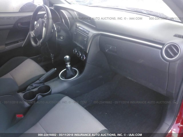 JTKJF5C76FJ007801 - 2015 TOYOTA SCION TC 红色 照片 5