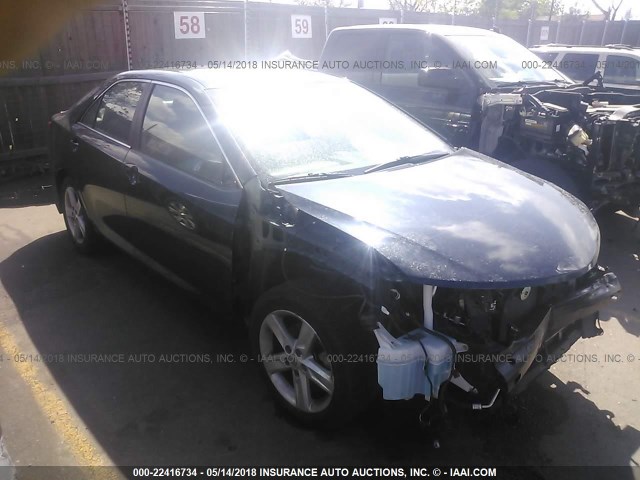 4T1BF1FK2CU112233 - 2012 TOYOTA CAMRY SE/LE/XLE GREEN photo 1