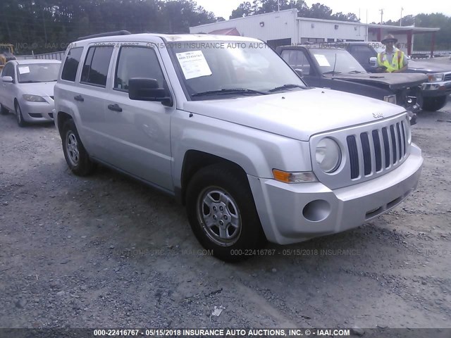 1J8FF28WX8D775366 - 2008 JEEP PATRIOT SPORT SILVER photo 1