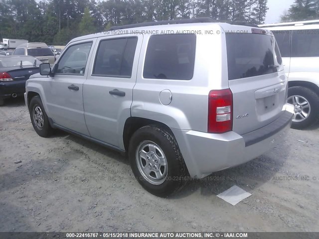 1J8FF28WX8D775366 - 2008 JEEP PATRIOT SPORT SILVER photo 3