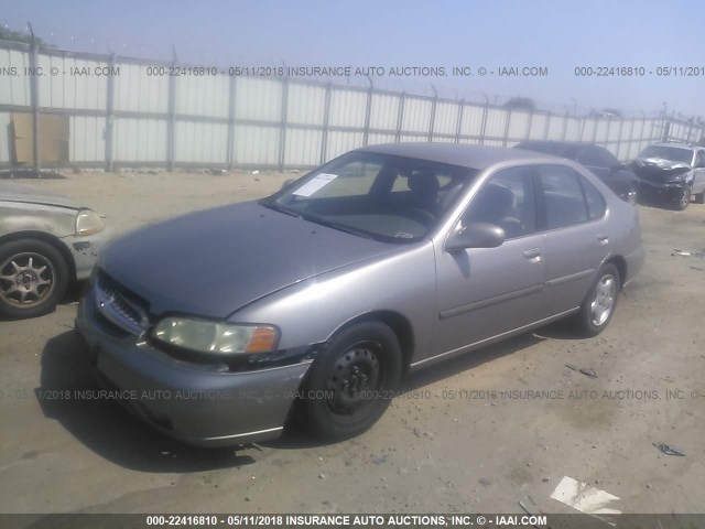 1N4DL01D2YC111790 - 2000 NISSAN ALTIMA XE/GXE/SE/GLE TAN photo 2