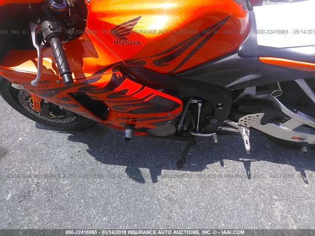 JH2PC37016M312057 - 2006 HONDA CBR600 RR ORANGE photo 9