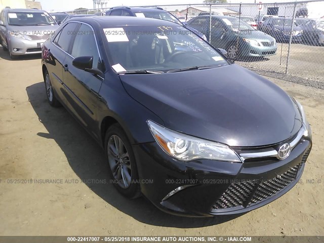 4T1BF1FK4GU547809 - 2016 TOYOTA CAMRY LE/XLE/SE/XSE BLACK photo 1