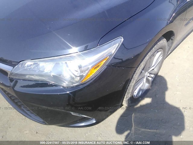 4T1BF1FK4GU547809 - 2016 TOYOTA CAMRY LE/XLE/SE/XSE BLACK photo 6