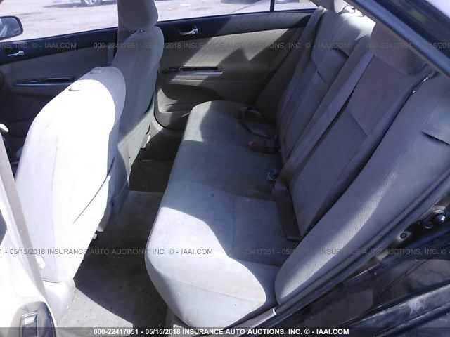 JTDBF32K320006515 - 2002 TOYOTA CAMRY LE/XLE/SE შავი ფოტო 8