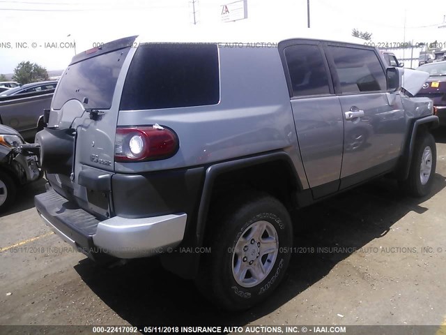 JTEBU4BF0CK135182 - 2012 TOYOTA FJ CRUISER SILVER photo 4